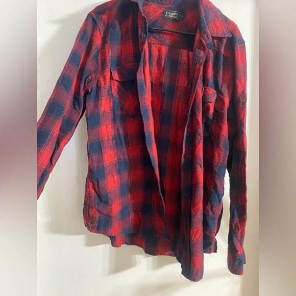 multiple flannels - Picture 2 of 4